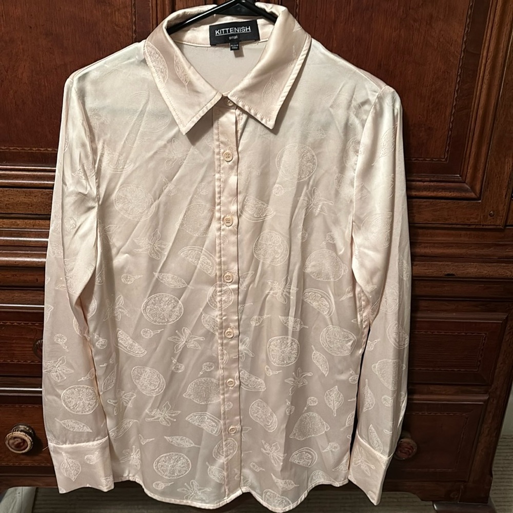 Kittenish Blouse